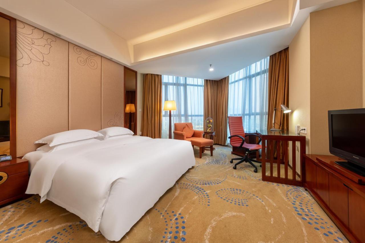 Crowne Plaza Foshan By Ihg - Canton Fair Free Shuttle Bus Exterior photo