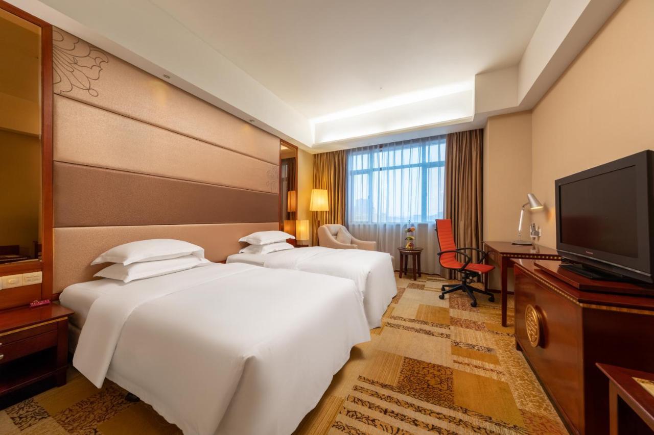 Crowne Plaza Foshan By Ihg - Canton Fair Free Shuttle Bus Exterior photo